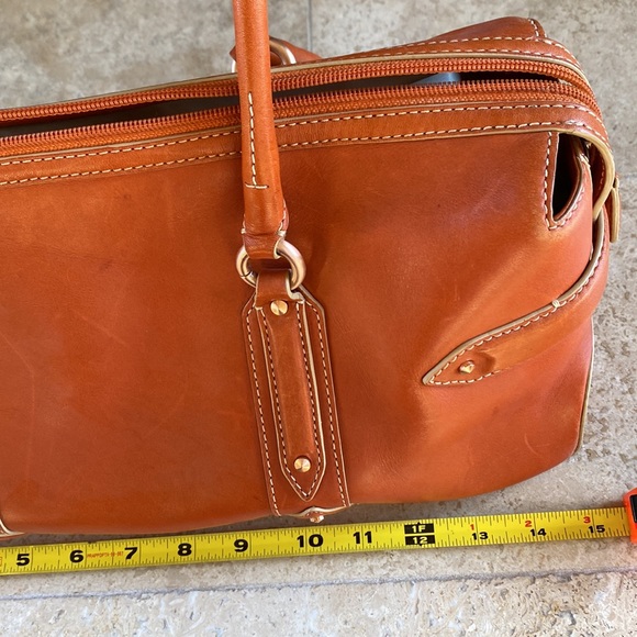 Gorgeous vintage Cole Haan bag - Picture 8 of 16